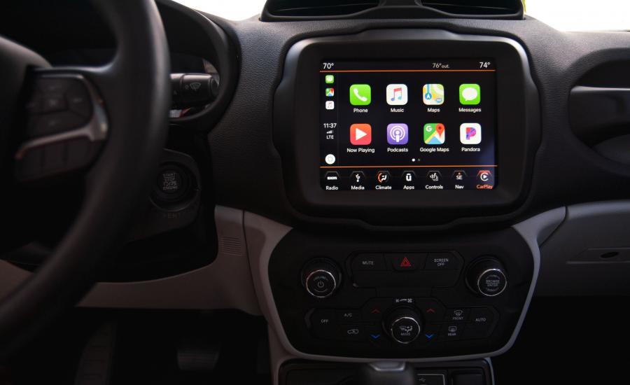 Торпедо Jeep Renegade Limited (BU) 2018 года  (NA) (фото 12 из 30)